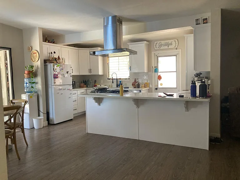 1014 W Avenue H4 — Photo 6