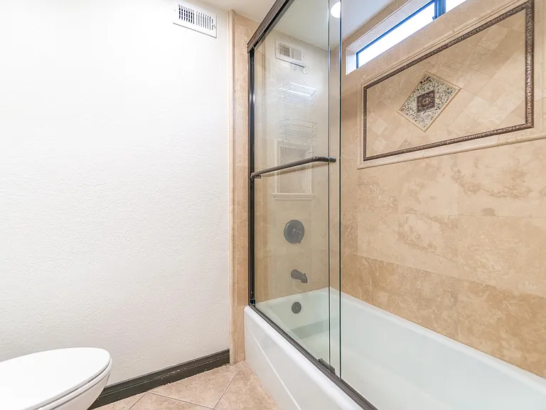 24692 Kings Rd — Photo 22
