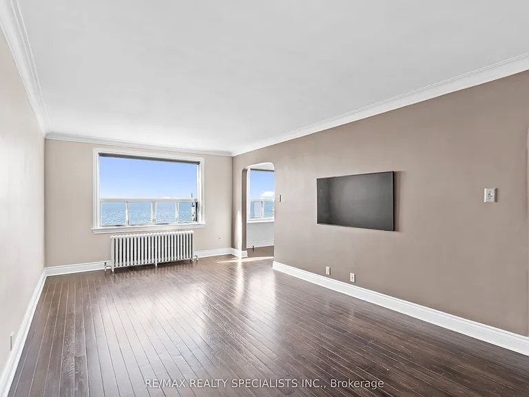 2697 Lake Shore Blvd W #25 — Photo 4