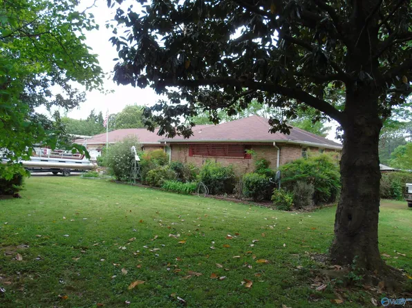 6104 Whitesburg Dr SE, Huntsville, AL 35802