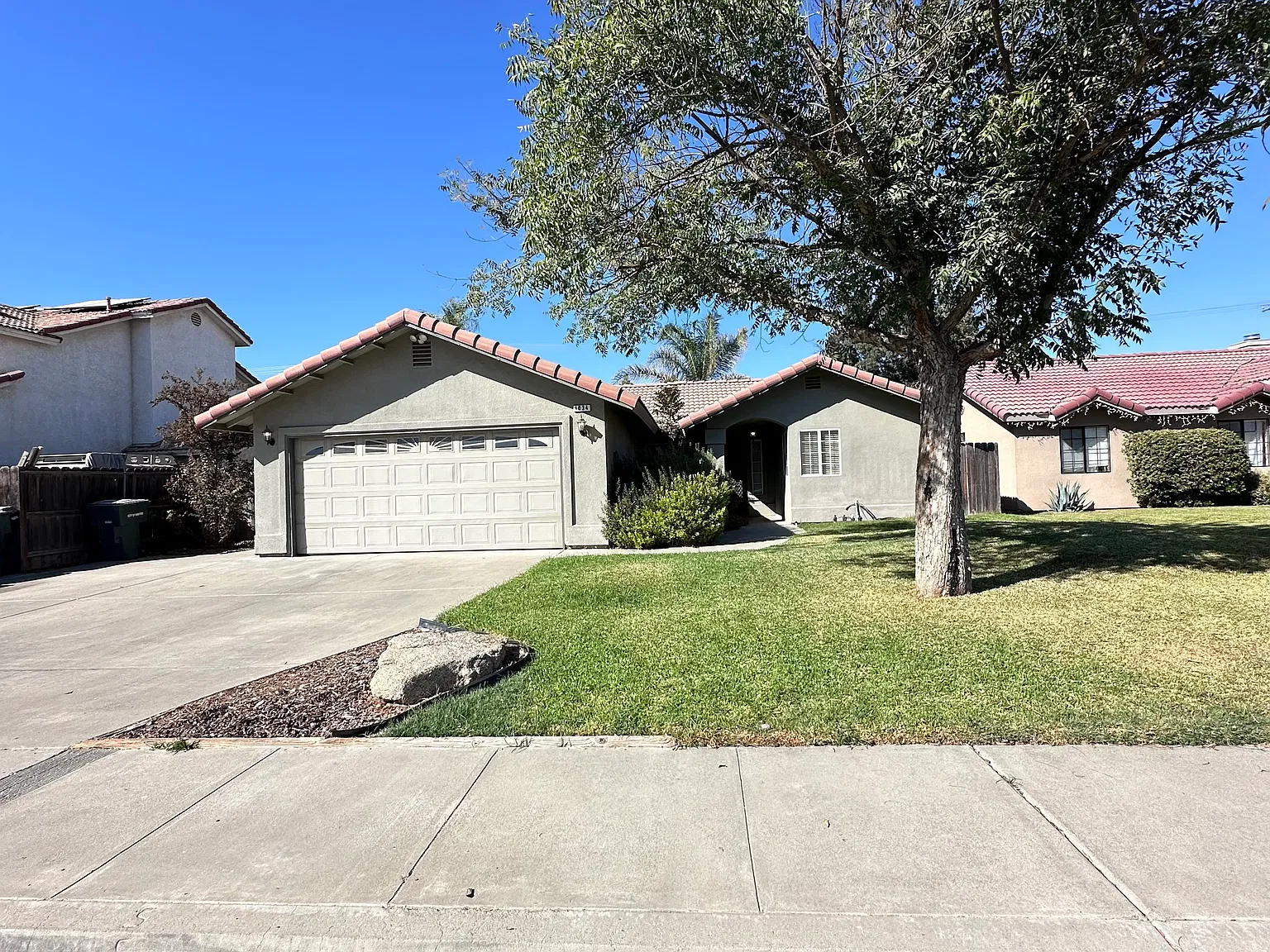 3 bed, 1230 sqft, $2,600 — Photo 1