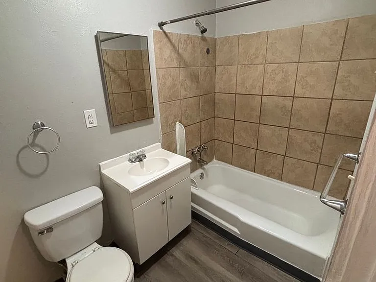 1726 Clemson Dr — Photo 16