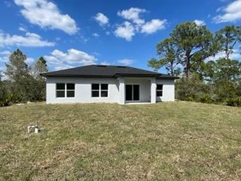 420 Hallmark Ave — Photo 3