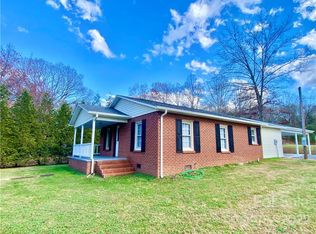 3367 Deerbrook Rd, Lenoir, NC 28645