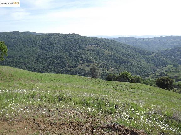 5th image of 39305 Pine Mountain Rd