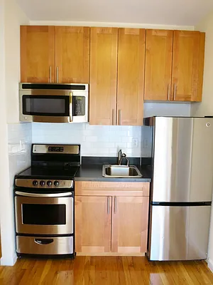 Rented by City & Suburban | media 21