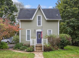 860 E Michigan Ave, Marshall, MI 49068