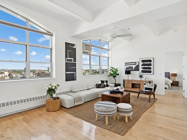 970 Kent Ave APT 705, Brooklyn, NY 11205