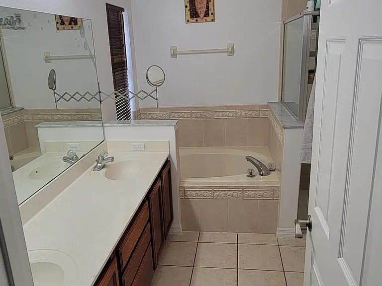3221 Abiaka Dr — Photo 4