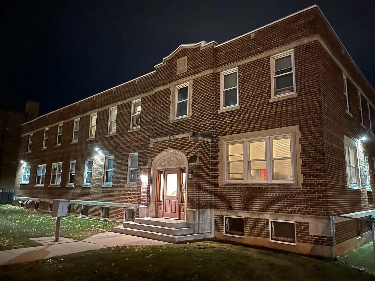 High, 471 — Photo 3