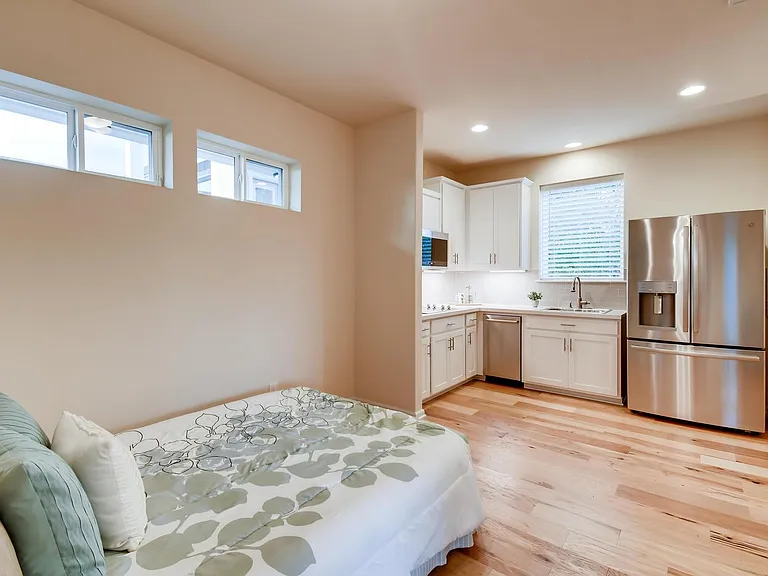 1605 Sanchez St #2 — Photo 9
