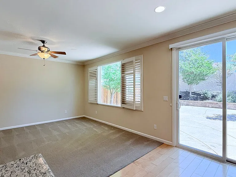 304 Karelian St — Photo 21