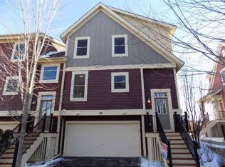 10736 Falling Water Ln, Saint Paul, MN 55129