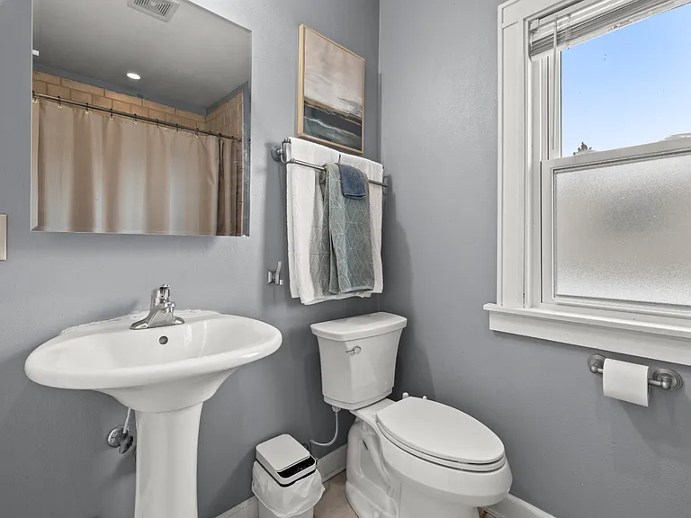 4420 N Bartlett Ave — Photo 18