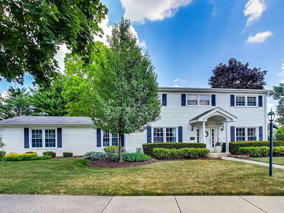 1st image of 1036 E Viator Ct