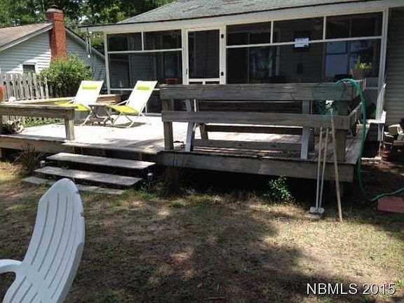 3rd image of 563 Country Club Dr