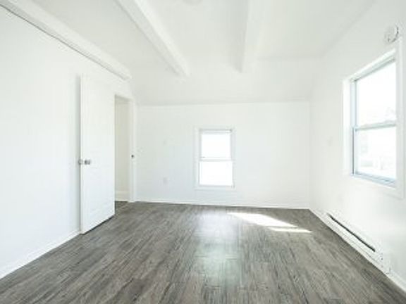 3rd image of 116 Water St #Up