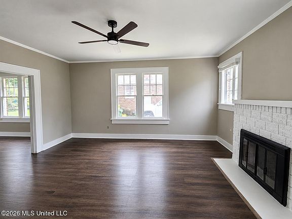 3rd image of 1411 Concart St