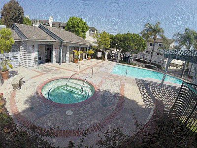 HOA Pool and jacuzzi