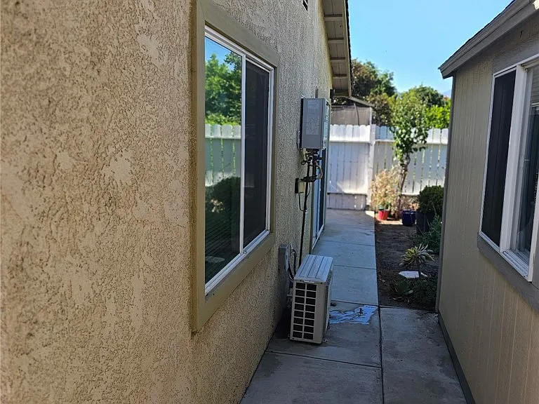 13523 1/2 Norton Ave — Photo 10