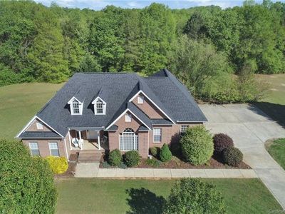 309 Clarendon Estates Dr, Lake Wylie, SC, 29710