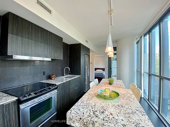5th image of 101 Charles St E #606