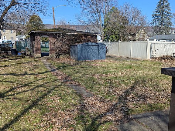 4th image of 1268 Wyoming Ave