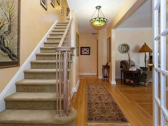 2nd image of 37 Combes Ave