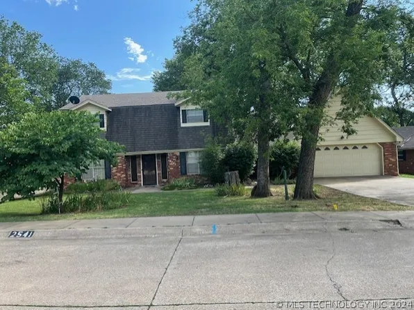 2541 Evergreen Dr, Bartlesville, OK 74006