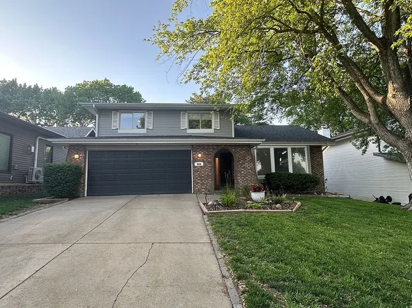 504 W Harvest Dr, Lincoln, NE 68521