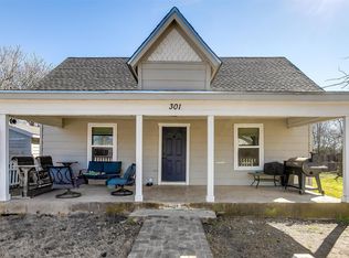 301 S Watson St, Alvarado, TX 76009