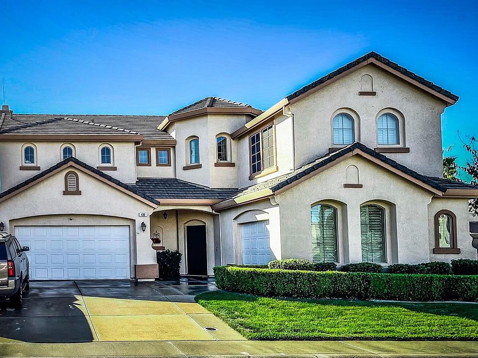 1st image of 400 Sorrbento Ct