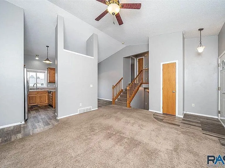 6512 W 55th St — Photo 3