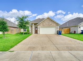 1025 Dove Run Trl, College Station, TX 77845