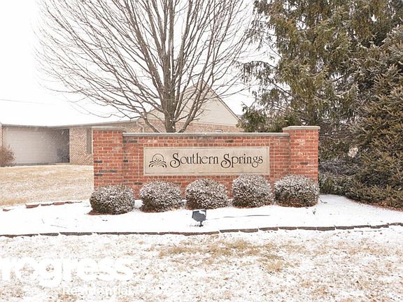 2nd image of 5916 Southern Springs Ave