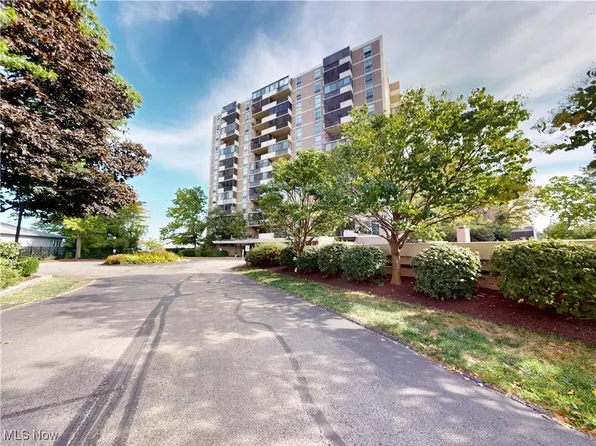 25801 Lake Shore Blvd APT 54, Euclid, OH 44132