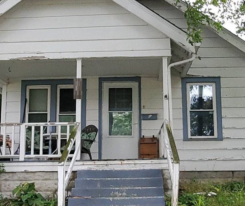 1st image of 722 S Wood St