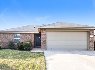 2440 Echo Point Dr, Fort Worth, TX 76123