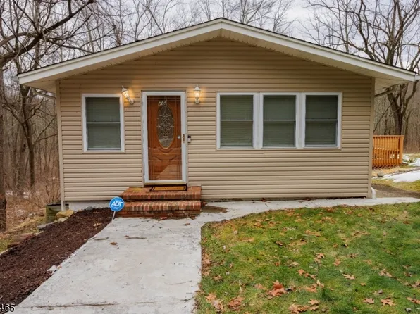 75 Lafayette Rd, Sparta Twp., NJ 07871