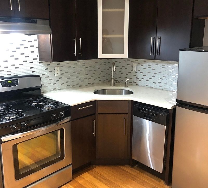 1st image of 27 E 7th St APT 1W