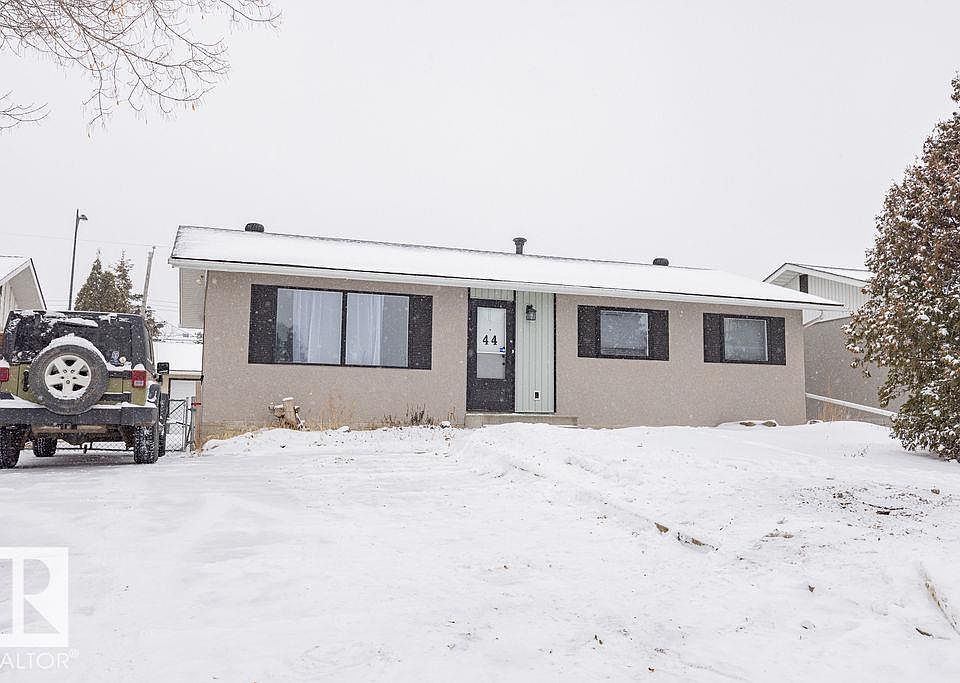 1st image of 44 Ivy Cres