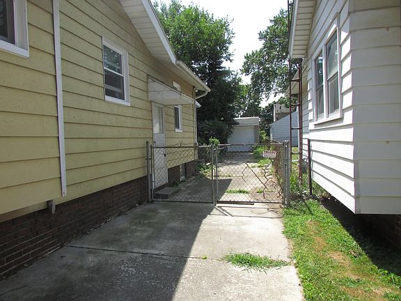 side yard