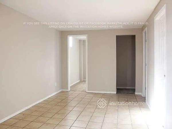 13298 Lackland Dr Denver, CO 80239 — Photo 2