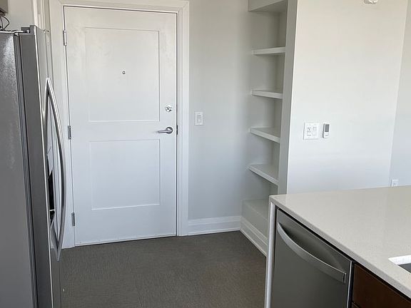 5th image of 725 Church St #1202