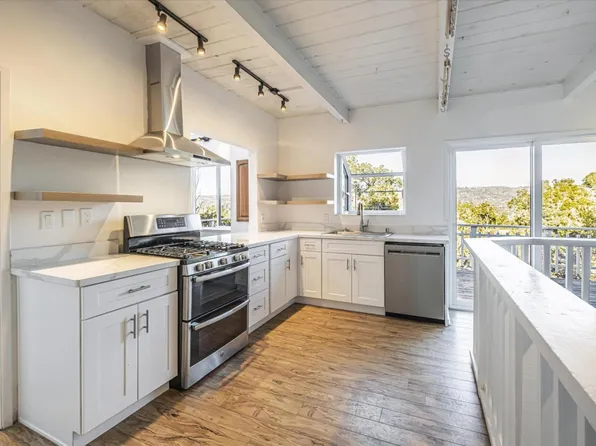 734 Loma Prieta Dr, Aptos, CA 95003