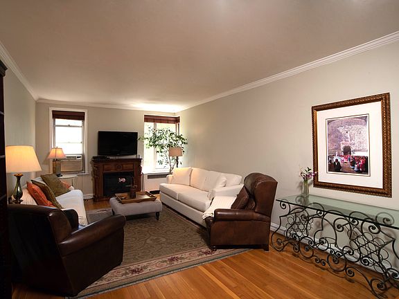 2nd image of 511 W 232nd St APT W43