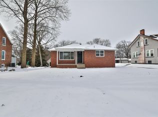 1520 Washington St, Highland, IL