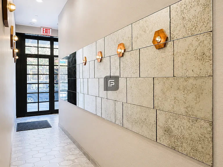 730 Franklin Ave #3A — Photo 12
