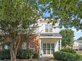 6443 Mallard View Ln, Charlotte, NC 28269