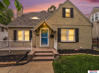 4536 Mason St, Omaha, NE 68106
